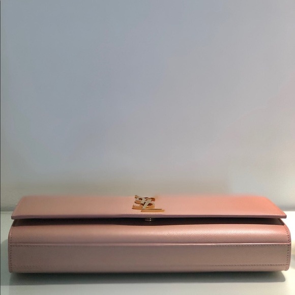 Yves saint Laurent - Picture 3 of 7